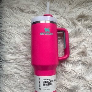 New Stanley Pink Quencher Tumbler